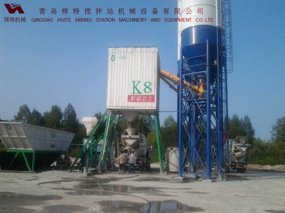 輝特混凝土攪拌站HZS50攪拌性能強，攪拌均勻、迅速，生產(chǎn)效率高