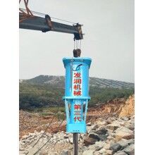 雨花石開采機(jī)械設(shè)備電動液壓劈裂機(jī)使用說明