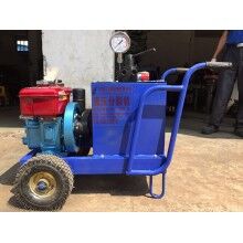 鐵礦開(kāi)采設(shè)備液壓分裂機(jī)使用注意事項(xiàng)