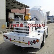 魯樽3方濟(jì)寧聚豐自動上料混凝土攪拌車2019年熱銷款