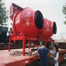 廠家直供生產(chǎn)率高、攪拌質(zhì)量好、造型美觀、移動(dòng)方便混凝土攪拌機(jī)
