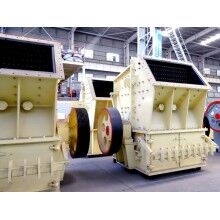 在砂石緊缺的非常時期，小型碎沙機(jī)發(fā)揮大作用