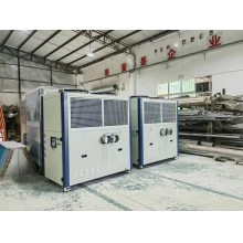 橋梁焊接工人專(zhuān)用低溫冷風(fēng)機(jī)，橋梁焊接專(zhuān)用制冷機(jī)降溫制冷，橋梁焊接常用冷凍機(jī)制冷，橋梁焊接采用冷卻機(jī)降溫制冷