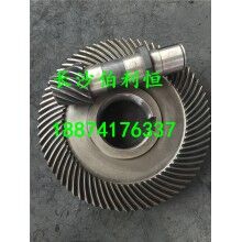 廠價直銷三一HZS系列混凝土攪拌機配件，攪拌站減速機螺旋傘齒